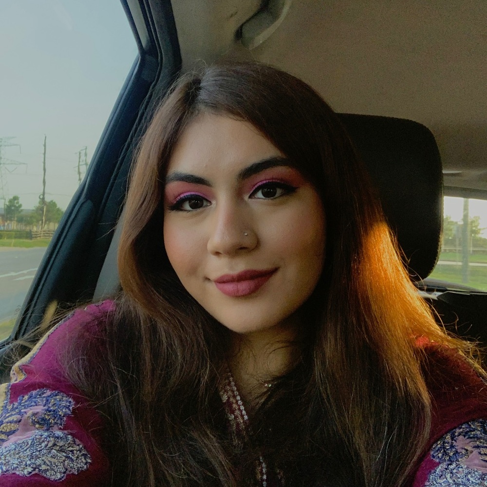 Meet your Posher, Zaina